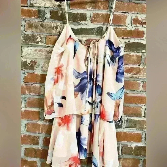 Yumi Kim Layered Floral Tie Up Dress Size Small - Picture 7 of 9